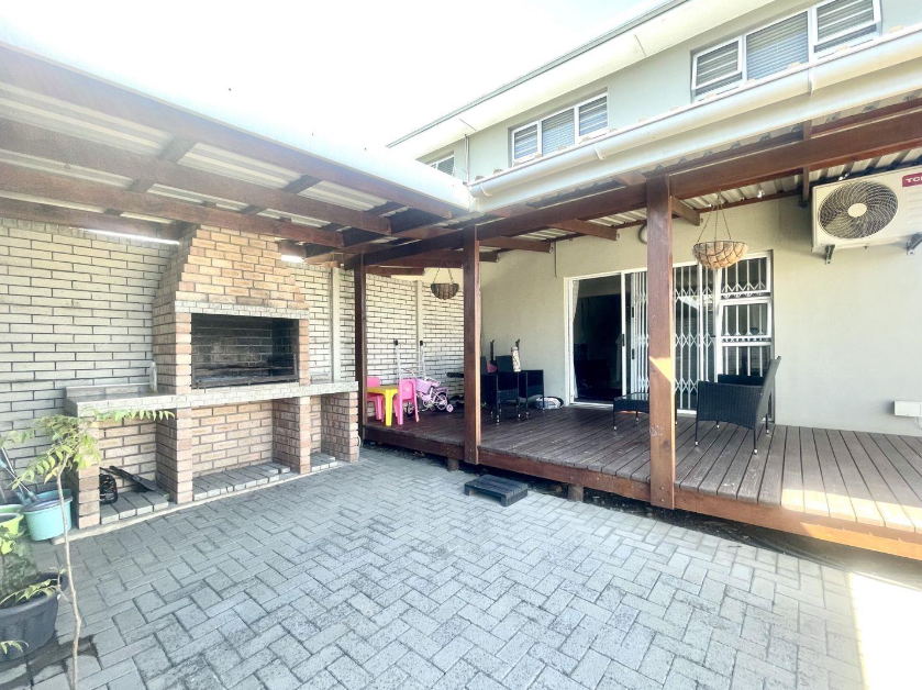 3 Bedroom Property for Sale in Beacon Bay North Eastern Cape